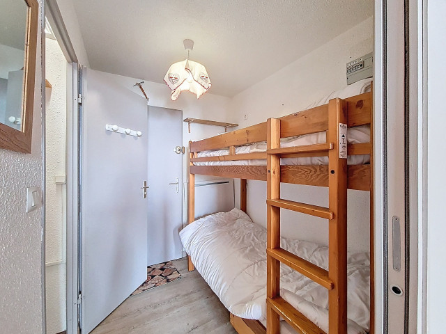 _agence-des-belleville_lv_images__lot_0000071039_08_29591869