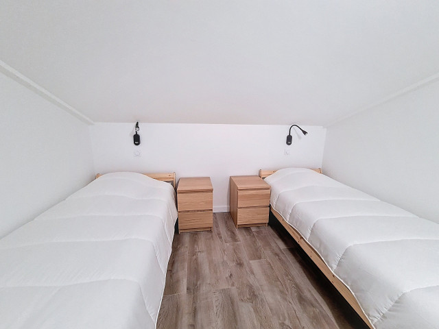 _agence-des-belleville_lv_images__lot_0000071046_09_27827055