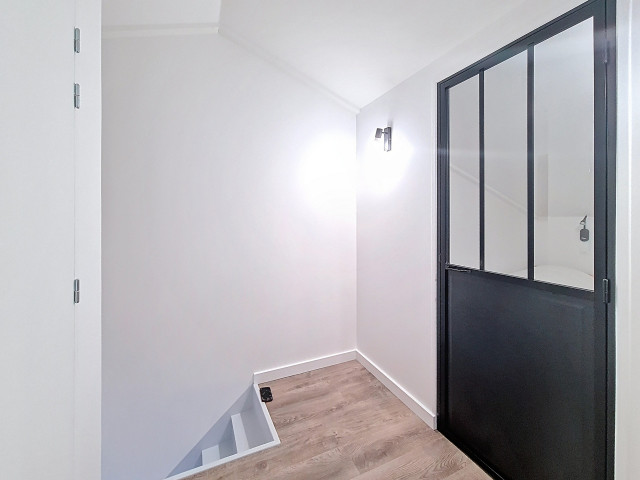 _agence-des-belleville_lv_images__lot_0000071046_13_29710912 _agence-des-belleville_lv_images__lot_0000071046_13_29710912