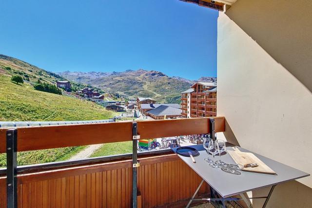 _agence-des-belleville_lv_images__lot_0000071064_16_29531793 _agence-des-belleville_lv_images__lot_0000071064_16_29531793