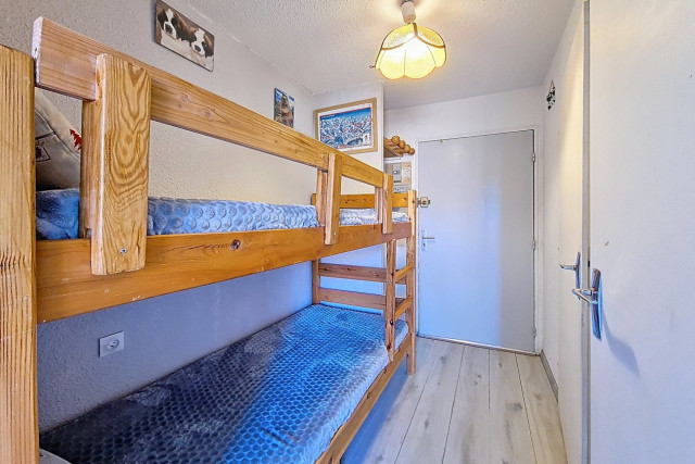 _agence-des-belleville_lv_images__lot_0000071065_12_27769772