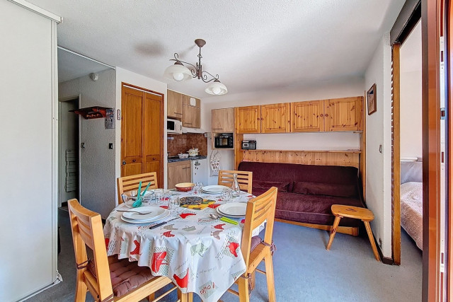 _agence-des-belleville_lv_images__lot_0000071080_07_28232220