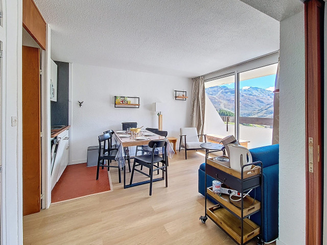 _agence-des-belleville_lv_images__lot_0000071097_03_29451252