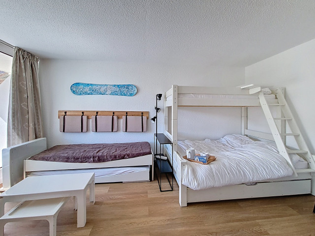 _agence-des-belleville_lv_images__lot_0000071097_09_29113504