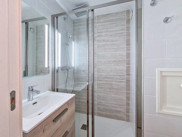 _agence-des-belleville_lv_images__lot_0000071097_13_27827296