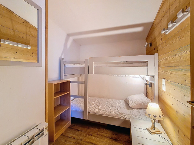 _agence-des-belleville_lv_images__lot_0000071098_10_29529736