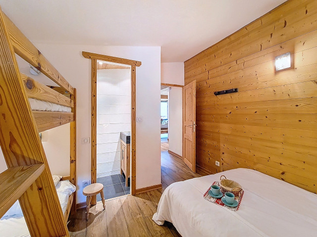 _agence-des-belleville_lv_images__lot_0000071098_13_27652756