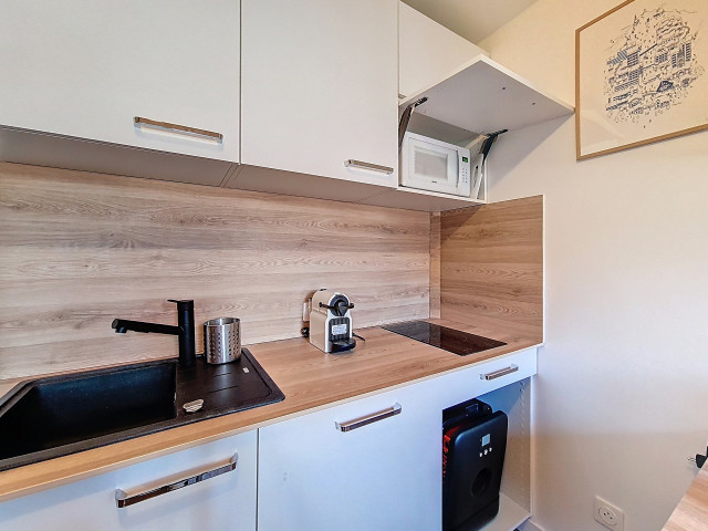 _agence-des-belleville_lv_images__lot_0000071146_03_27900747 _agence-des-belleville_lv_images__lot_0000071146_03_27900747