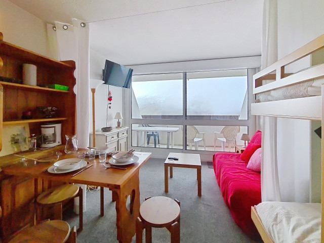 _agence-des-belleville_lv_images__lot_0000071184_05_32192499 _agence-des-belleville_lv_images__lot_0000071184_05_32192499