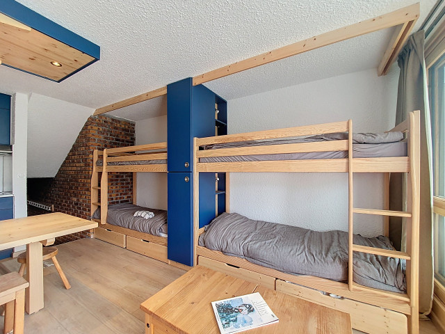 _agence-des-belleville_lv_images__lot_0000071185_04_30092194