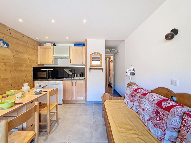 _agence-des-belleville_lv_images__lot_0000071190_02_29771520 _agence-des-belleville_lv_images__lot_0000071190_02_29771520