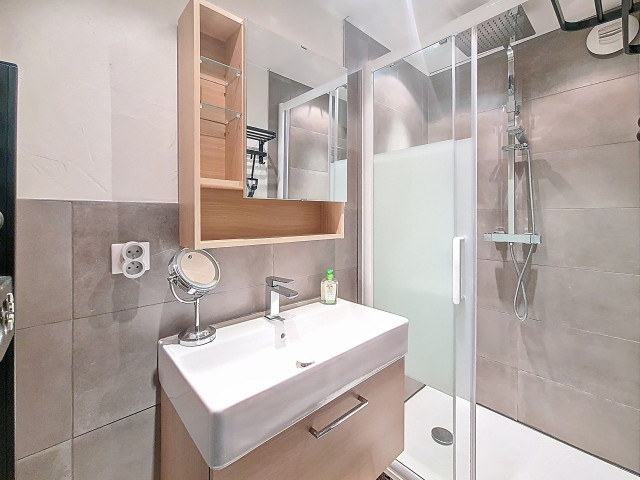 _agence-des-belleville_lv_images__lot_0000071214_10_30172726