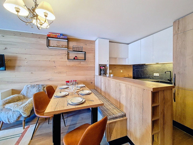 _agence-des-belleville_lv_images__lot_0000071217_05_29270878 _agence-des-belleville_lv_images__lot_0000071217_05_29270878