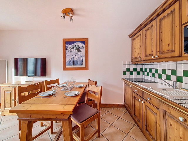 _agence-des-belleville_lv_images__lot_0000071229_02_29391200 _agence-des-belleville_lv_images__lot_0000071229_02_29391200