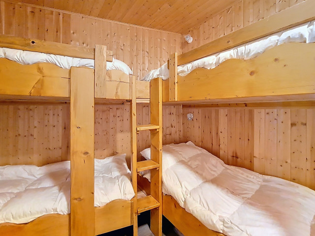 _agence-des-belleville_lv_images__lot_0000071231_10_28808054 _agence-des-belleville_lv_images__lot_0000071231_10_28808054