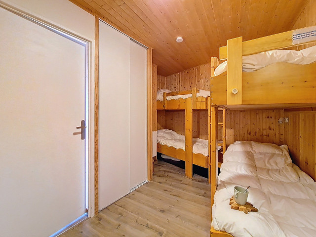 _agence-des-belleville_lv_images__lot_0000071231_12_28263850