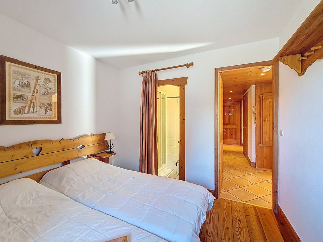 _agence-des-belleville_lv_images__lot_0000071240_09_28916457 _agence-des-belleville_lv_images__lot_0000071240_09_28916457