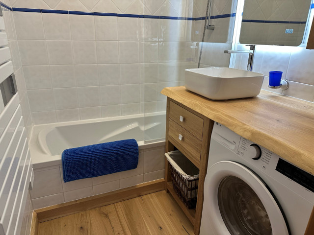 _agence-des-belleville_lv_images__lot_0000071252_10_32376748 _agence-des-belleville_lv_images__lot_0000071252_10_32376748