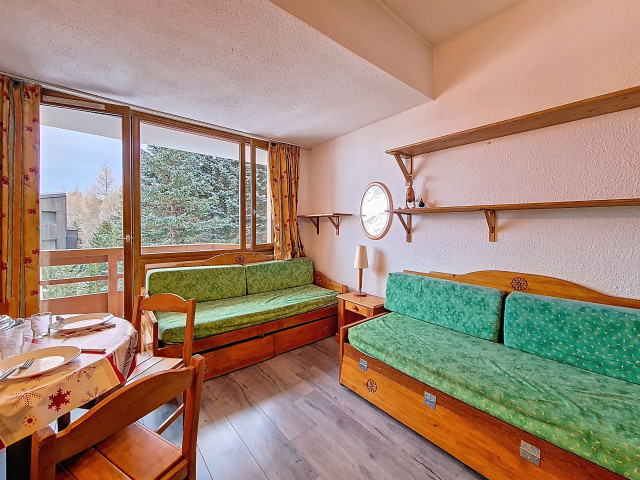 _agence-des-belleville_lv_images__lot_0000071305_01_30000767