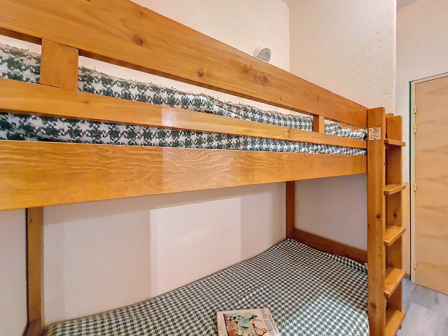 _agence-des-belleville_lv_images__lot_0000071305_09_29417238 _agence-des-belleville_lv_images__lot_0000071305_09_29417238