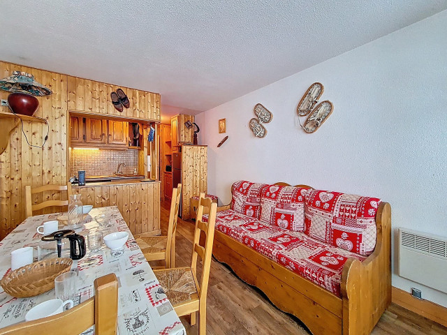 _agence-des-belleville_lv_images__lot_0000071333_01_29611009