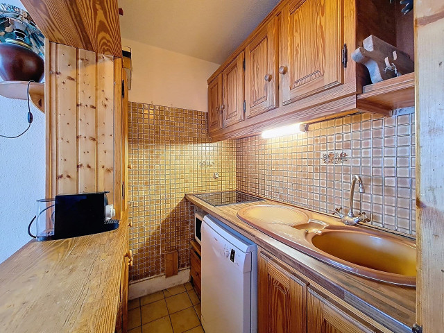 _agence-des-belleville_lv_images__lot_0000071333_05_29390425 _agence-des-belleville_lv_images__lot_0000071333_05_29390425