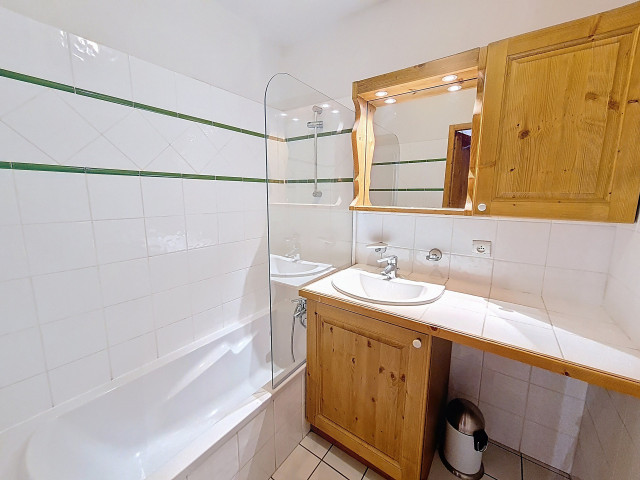 _agence-des-belleville_lv_images__lot_0000071351_09_29811732 _agence-des-belleville_lv_images__lot_0000071351_09_29811732