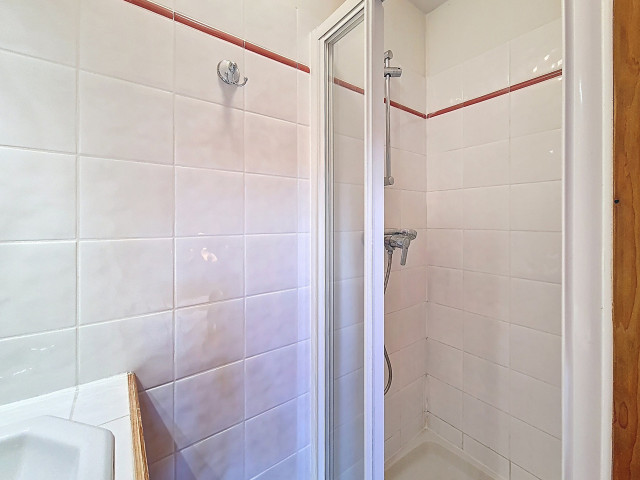 _agence-des-belleville_lv_images__lot_0000071358_12_30035759