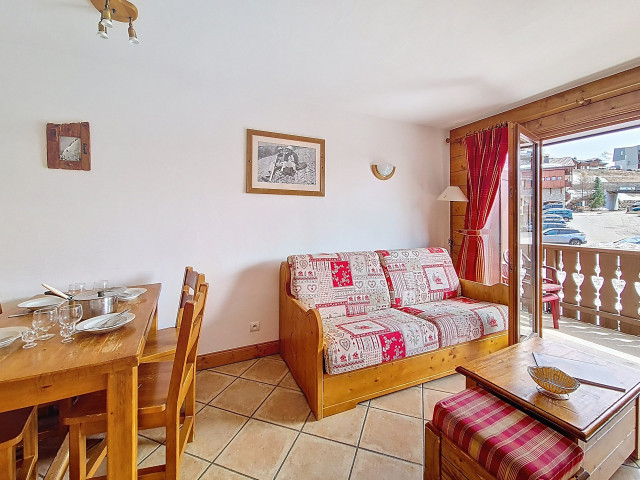 _agence-des-belleville_lv_images__lot_0000071373_01_32394547 _agence-des-belleville_lv_images__lot_0000071373_01_32394547