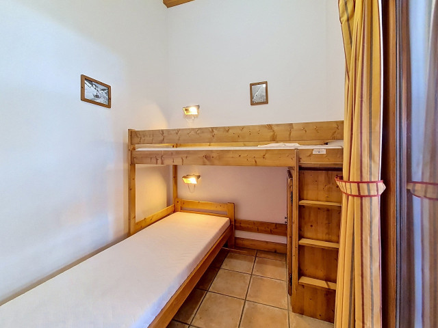 _agence-des-belleville_lv_images__lot_0000071378_07_30055147