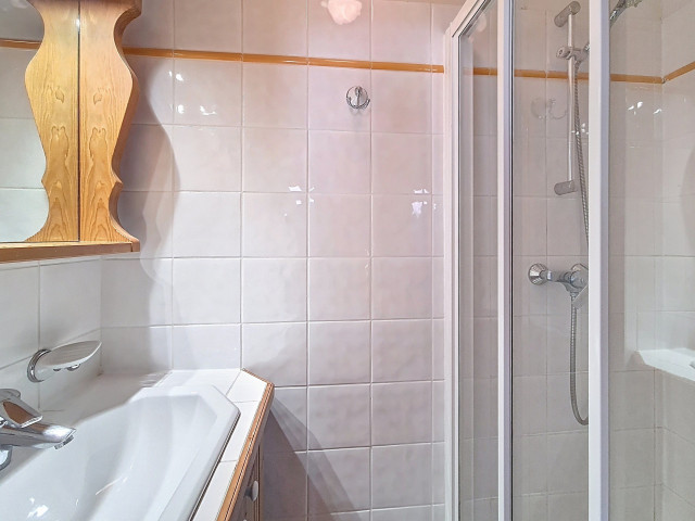 _agence-des-belleville_lv_images__lot_0000071380_09_29952023