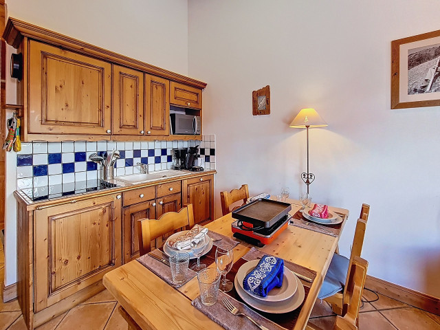 _agence-des-belleville_lv_images__lot_0000071402_01_30090601