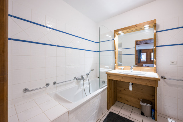 _agence-des-belleville_lv_images__lot_0000071421_10_32203431