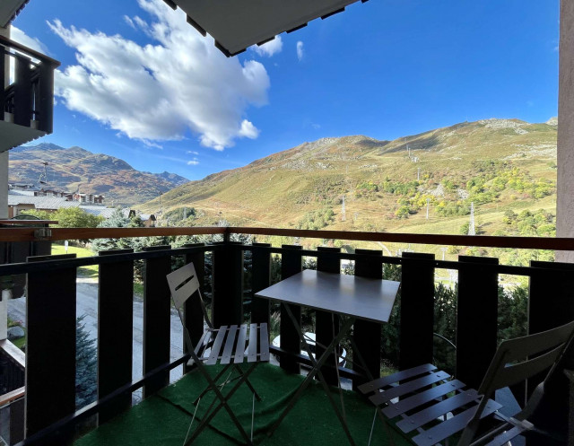 _clients_023300005_photos_26l_29470802