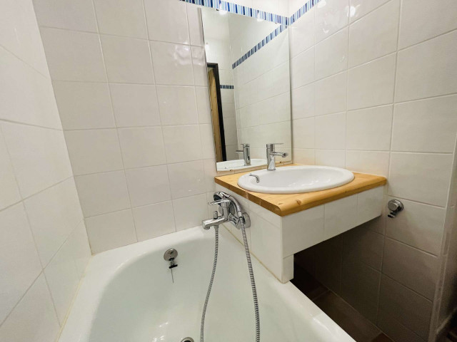 _clients_023300005_photos_44i_28244132