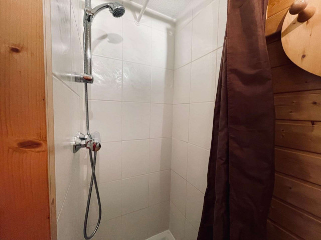 _clients_023300005_photos_46m_28459303