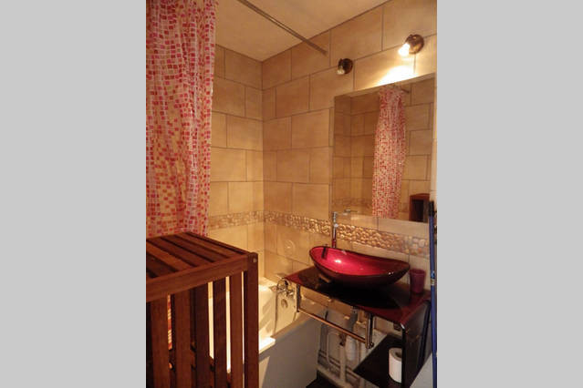 _lv_images__lot_0000000002_01_30205773