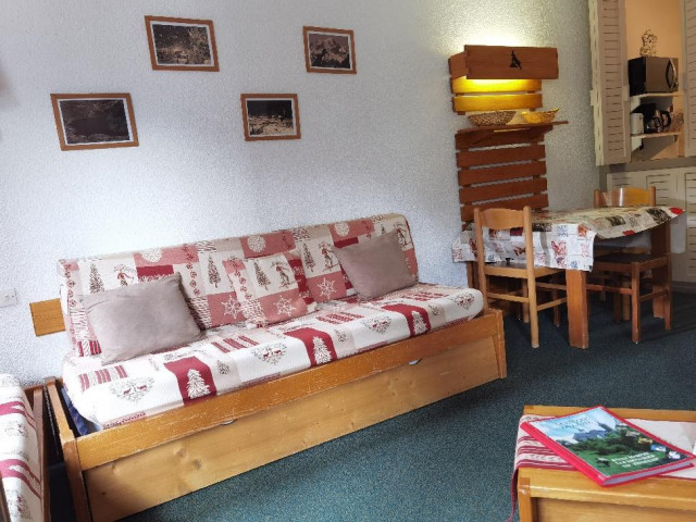 _lv_images__lot_0000000004_06_29130306