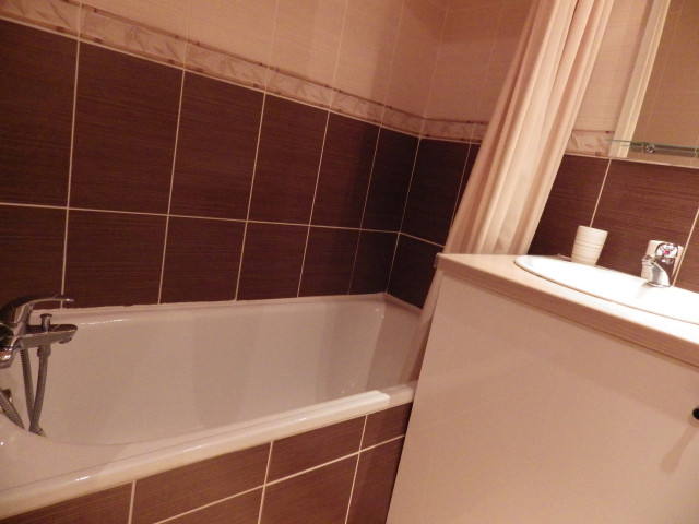 _lv_images__lot_0000000009_06_29727890 _lv_images__lot_0000000009_06_29727890