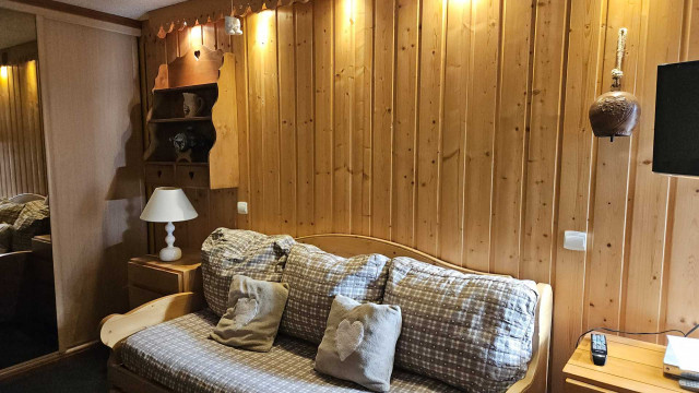 _lv_images__lot_0000000009_13_29628038