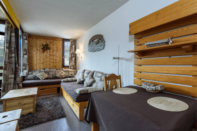 _lv_images__lot_0000000012_06_29328289 _lv_images__lot_0000000012_06_29328289