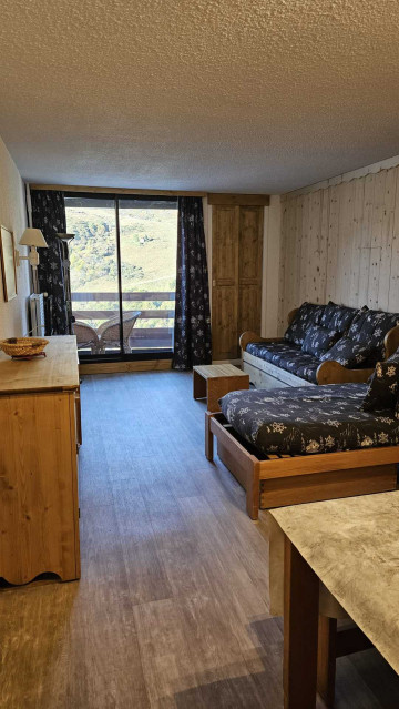 _lv_images__lot_0000000015_08_29667834