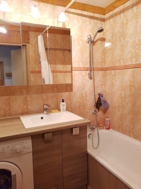 _lv_images__lot_0000000017_07_28554190