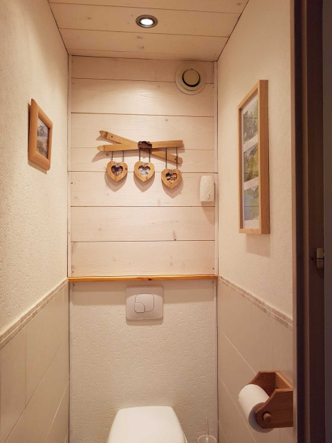 _lv_images__lot_0000000017_09_30012051