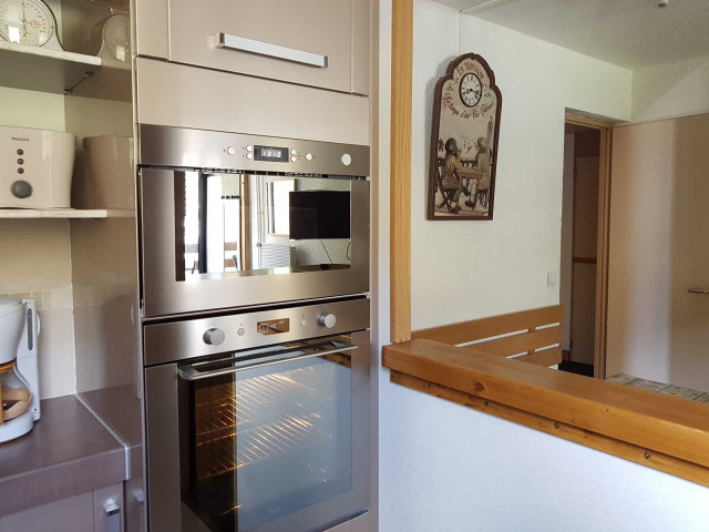 _lv_images__lot_0000000017_12_29348201