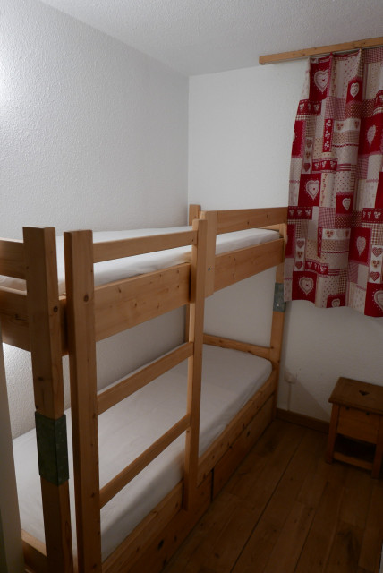 _lv_images__lot_0000000021_04_28143716 _lv_images__lot_0000000021_04_28143716