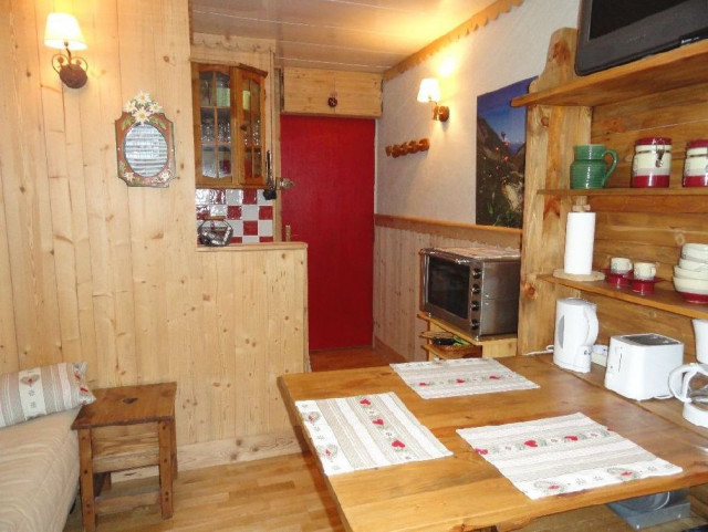 _lv_images__lot_0000000022_08_28378488 _lv_images__lot_0000000022_08_28378488