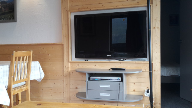 _lv_images__lot_0000000026_09_28299613