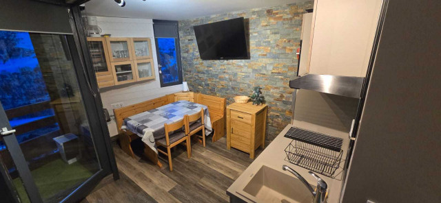 _lv_images__lot_0000000032_01_29667697