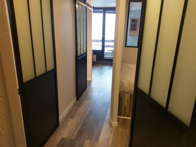 _lv_images__lot_0000000032_11_29467850 _lv_images__lot_0000000032_11_29467850